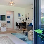 Appartamento Fuzliget Surf Garden *