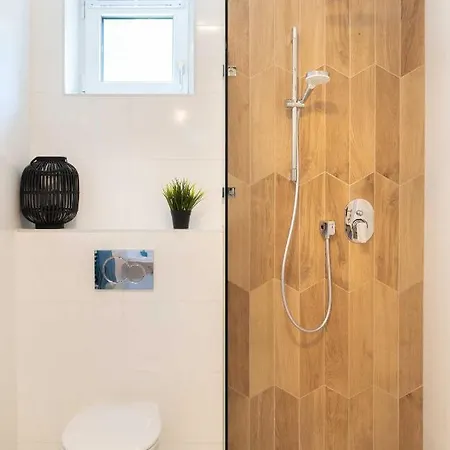 Fuzliget Surf Garden Apartament *