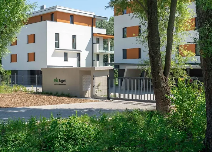 Fuzliget Surf Garden דירה *